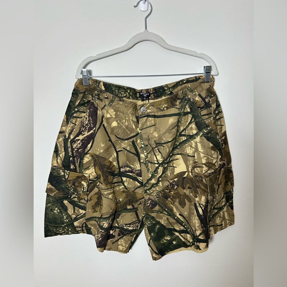 PrettyLittleThing plus khaki camo denim cargo shorts
